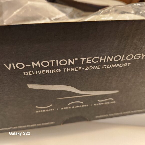 Vionic Black Leather "Kimmie" Slip On Sneakers. NIB. Size 5 - Picture 10 of 11